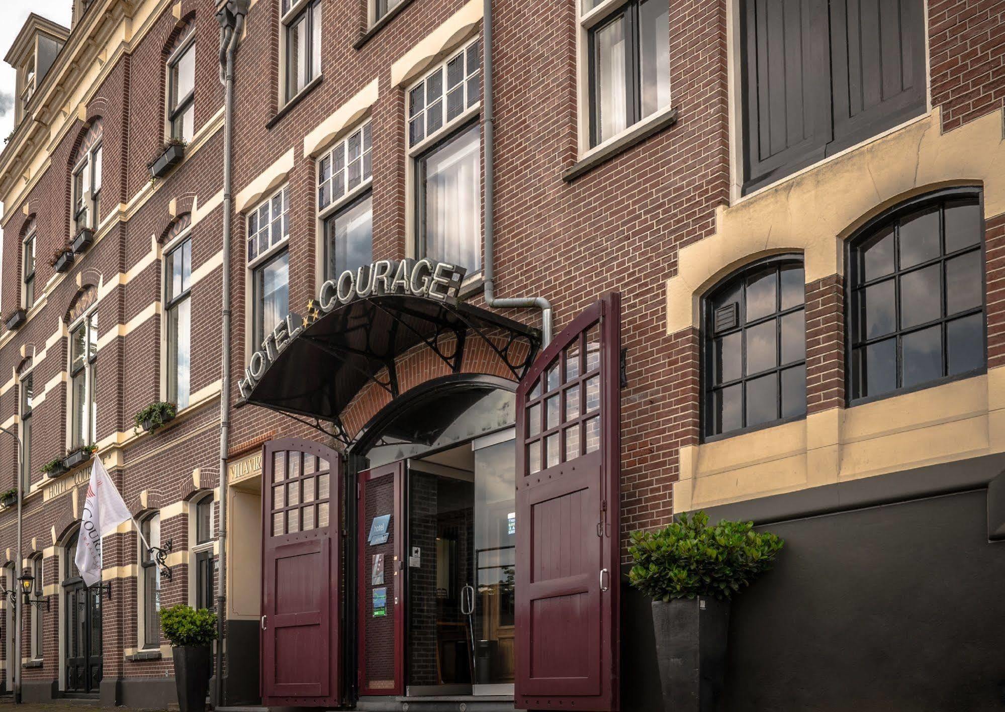 Hotel Courage Waalkade Nijmegen Exterior photo